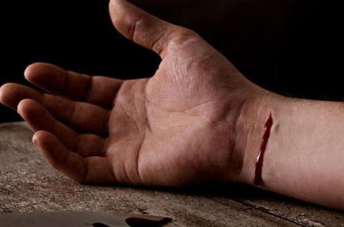 Borca görə özünə qəsd etdi, xəstəxanada öldü - YENİLƏNİB