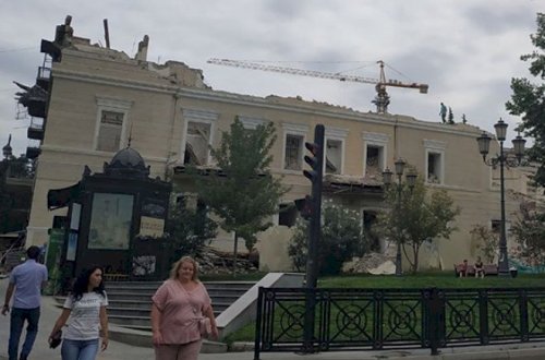 Bakıda “qəzalı” adı ilə tarixi bina sökülür - Foto