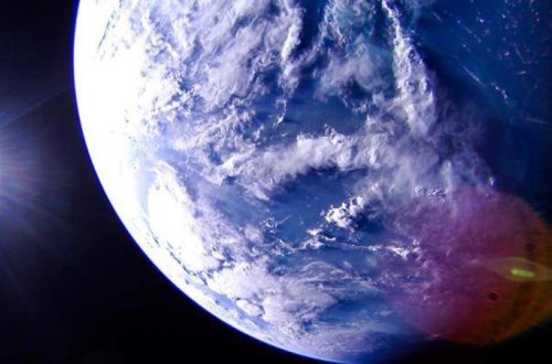 720 km hündürlükdən Yer kürəsinin ƏSRARƏNGİZ FOTOLARI çəkildi