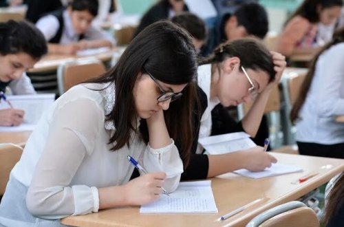 Yeni tələbə olanların NƏZƏRİNƏ - Qeydiyyat üçün bu sənədlər lazım olacaq - SİYAHI