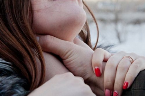 В Хырдалане обокрали женщину