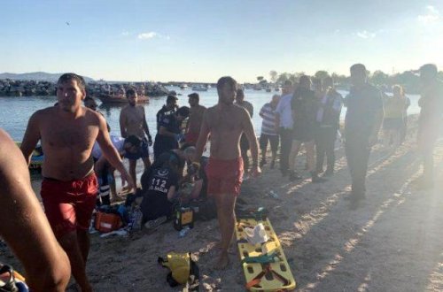 Boğulan 4 uşaqdan birinin dənizdən çıxarıldığı an - Oxşar hadisə Türkiyədə baş verdi - FOTO