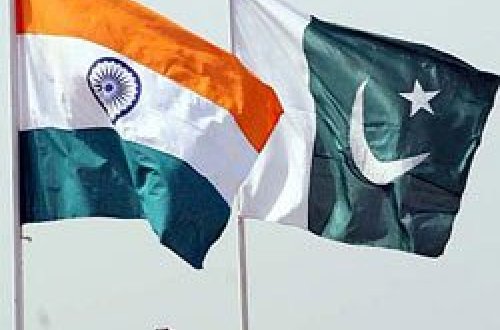 Pakistan Hindistan ilə sərhəd ərazilərə hərbi texnika yerləşdirir