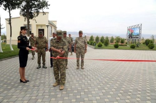 Министр обороны принял участие в открытии госпиталя в прифронтовой зоне - ФОТО