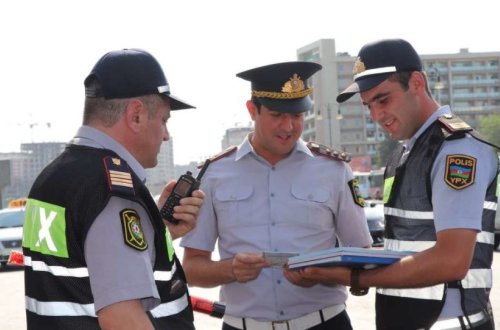 Müğənni Zemfira İbrahimova qayda pozduğu üçün cərimələndi - VİDEO