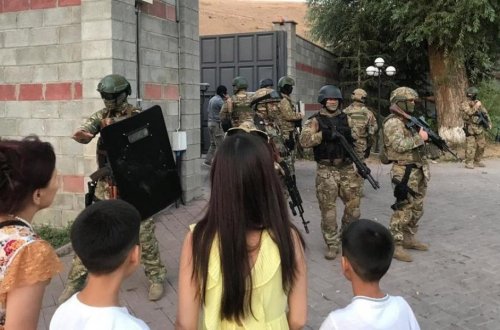 Almazbek Atambayevin 120 adda əmlakına həbs qoyulub