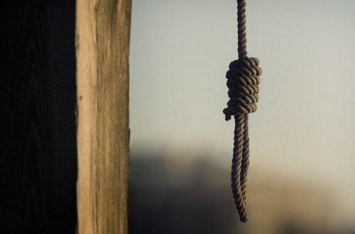 Директор Загатальского центра занятости покончил с собой