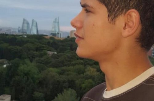 Отец выгнал из дома, и не отдает документы, чтобы пройти регистрацию в вузе. Драма 18-летнего Орхана Багизаде