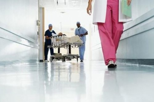 Пациентка скончалась во время операции в Гяндже