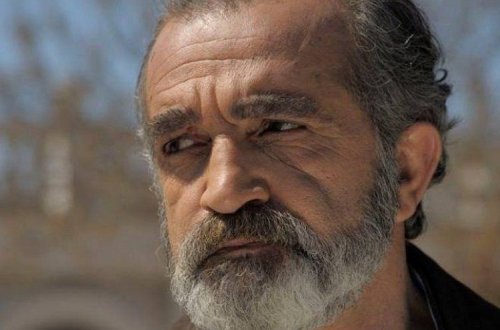 Xalq artisti Qurana əl basıb, tövbə etdi - SƏBƏB