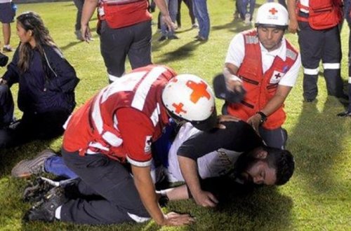 Три человека погибли во время массовых беспорядков накануне матча чемпионата Гондураса