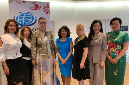 Qənirə Paşayeva Ümumdünya Qadın Sammitinin prezidenti İrene Natividadla görüşüb