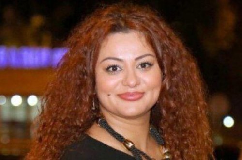 Vəfa Zeynalova əri və əkizləri ilə foto paylaşdı