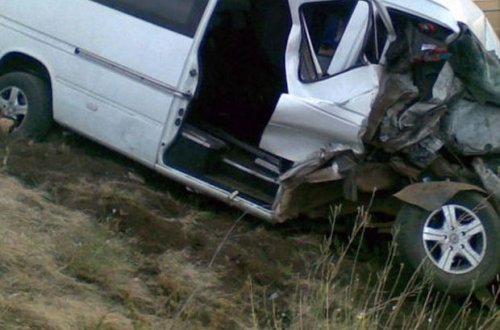 Hacıqabulda yol qəzası: yaralılar var - YENİLƏNİB + FOTO