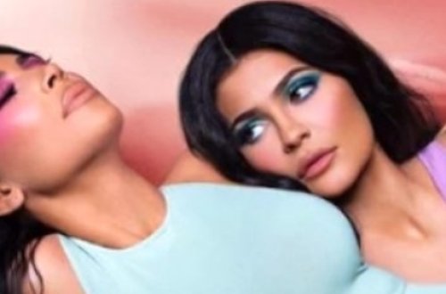 Kardaşyan fotoşopla altı barmaqlı oldu - Fotolar