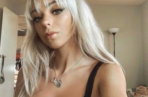 Anasına yataq otağından selfi göndərən qız biabır oldu: intim aləti... - FOTO