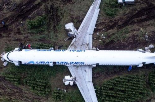 Qarğıdalı sahəsinə məcburi enən A321 təyyarəsini belə söküb apardılar - FOTO