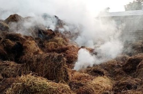 В Агдаме сгорели 3 тысячи тюков сена - ФОТО
