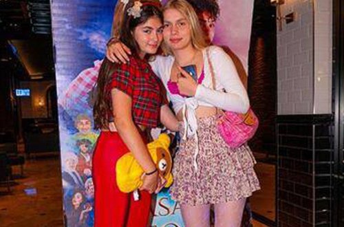 Aleyna bacısına ad günü keçirdi - FOTO