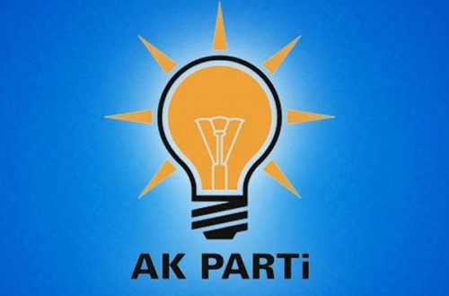 3 keçmiş nazir və 2 millət vəkili AKP-dən istefa verdi