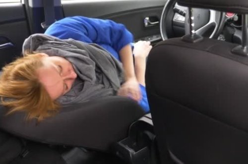 У американки угнали машину, в которой она спала