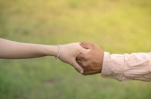 Səhər tezdən ailəli bacısını yad kişi ilə tutdu, sonra... - Azərbaycandakı olay HAMINI ŞOKA SALACAQ