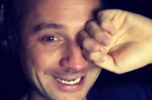 Lazarev göz yaşlarını saxlaya bilmədi - VİDEO