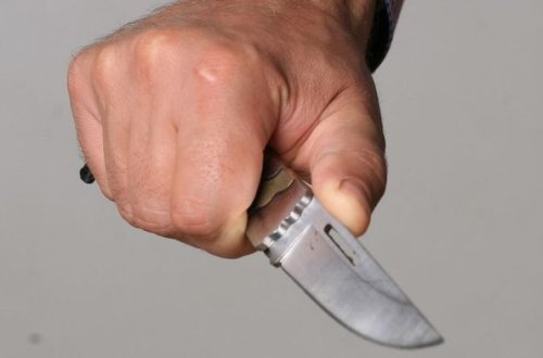 В бакинском кафе зарезали мужчину