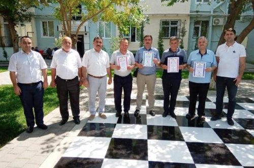 “Bizim həyət”də həvəskarlar arasında NƏRD yarışı keçirilib