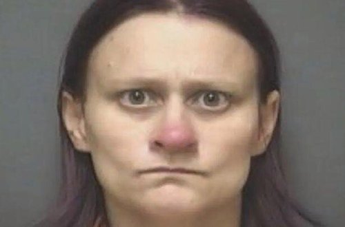 Ana balasını öldürüb, cəsədi soyuducuda saxladı - FOTO