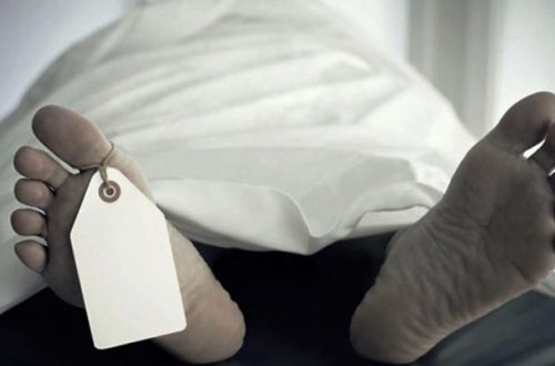 В Баку 46-летний мужчина умер от алкогольного отравления