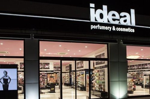 “İdeal” gənc yazarın başına oyun açdı