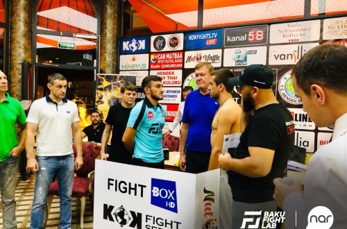 “Nar”-ın dəstək olduğu peşəkar boksçular qələbə qazandılar