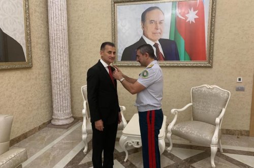 Mirşahinə medal verildi - FOTO