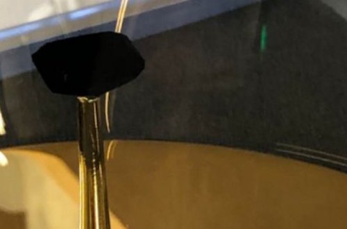 Ученые собрали чернейший материал в мире - ФОТО