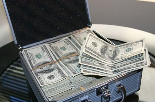 Varlı olmağa mane olan 6 vərdiş