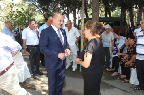 Nəsimi rayon İcra Hakimiyyətinin başçısının  səyyar qəbulu keçirilib