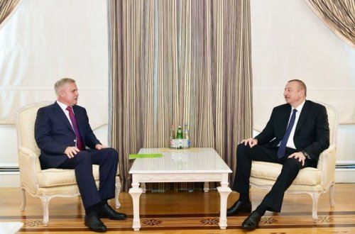 İlham Əliyev görüş keçirib - FOTO