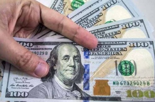 Dollarla bağlı vacib qərar