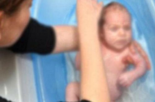 Ana 10 aylıq körpə qızını boğub öldürdü - Ağdamdakı DƏHŞƏTLİ QƏTLİN TƏFƏRRÜATI