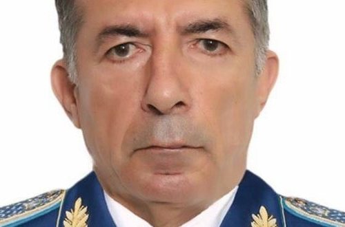 Ölkədə saxta uniformalar satan “general” həbs edildi – FOTO