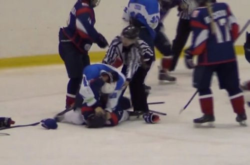 Buz üstünü “rinqə” çevirdilər: Hokkeyçi qızdan Həbib fəndi - FOTO/VİDEO