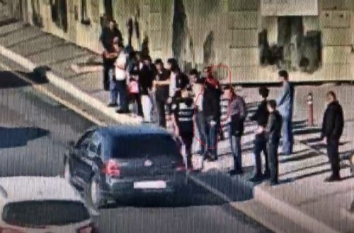Bakıda yol polisinə tabe olmayıb, aləmi bir-birinə vuran gənc həbs edildi - VİDEO