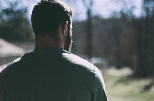 В Баку пропал работник кафе