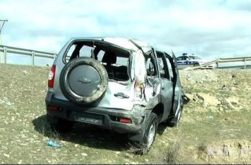 Bakı-Qazax yolunda “Chevrolet” aşdı: ölən var