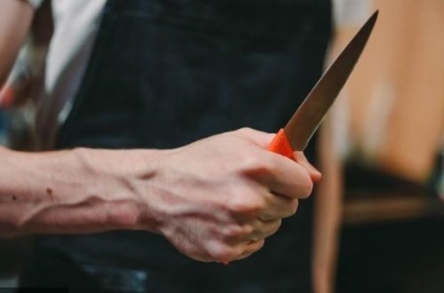 В Гяндже на отца и сыновей совершено нападение