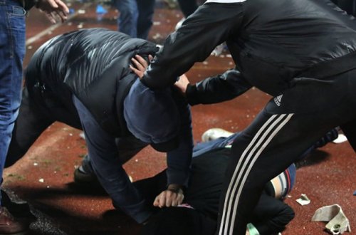 Peterburqda azərbaycanlılarla ermənilər arasında kütləvi dava (VİDEO)