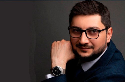 Bakıda Avropa Hərəkatı prezidentinin evi ikinci dəfə yandırıldı (VİDEO)