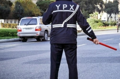 В Баку задержан водитель, сбивший сотрудника полиции