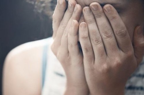 Bakıda ər hamilə arvadını döyüb xəstəxanalıq etdi